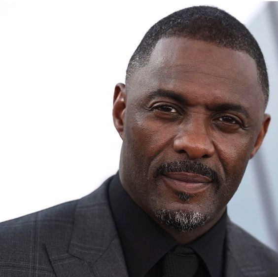 El actor Idris Elba dio positivo en la prueba de coronavirus y envío un&nbsp;mensaje