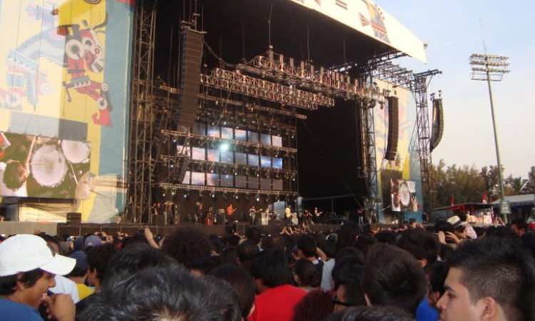 ¡Va por el Crew!: La campaña de músicos mexicanos en apoyo al&nbsp;staff