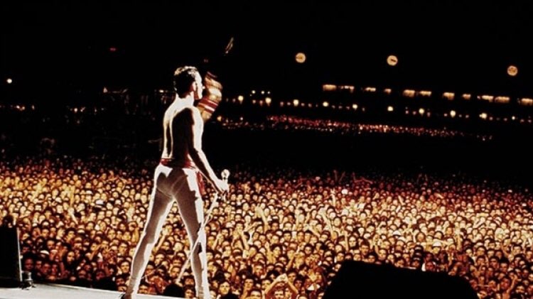 Ya está disponible Queen: Rock Tour, el videojuego oficial de la banda en&nbsp;móviles